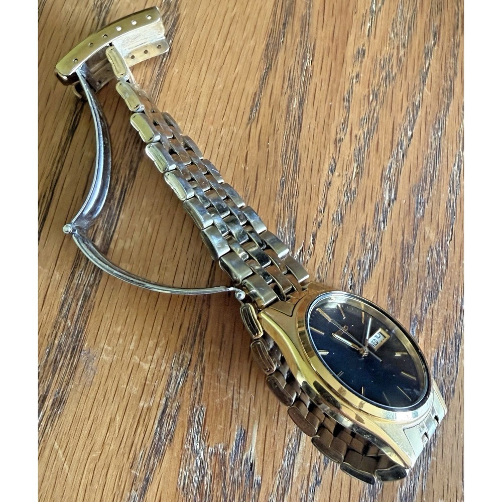 Vtg Quartz Seiko Man's‎ Wrist Watch 7N43-9048  - Timeless Elegance Working - Picture 8 of 10
